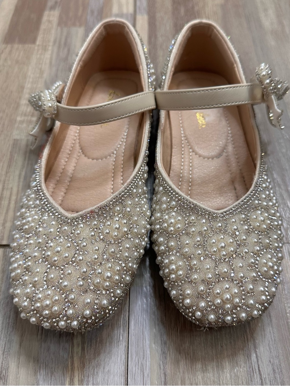Girls Rhinestone & Pearl-Embellished Mary Jane Flat Cream Size 33 (US 1.5)